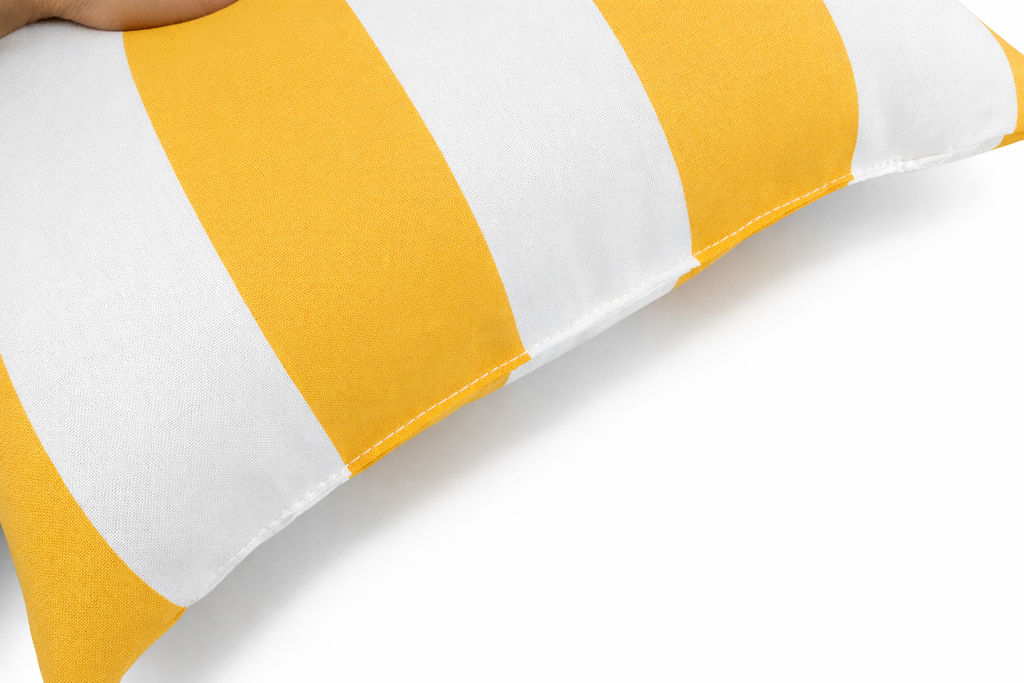 2 Pack Outdoor Throw Pillows, Waterproof & Fade-Resistant Patio Cushions for Garden, Porch, Poolside Furniture