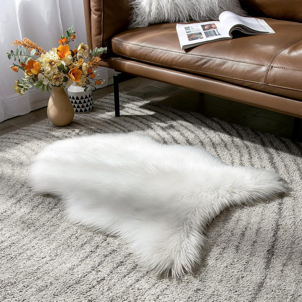 Faux Fur Sheepskin Rug Decorative Christmas Plush Shaggy Carpet for Bedside Sofa Floor 2 x 3 Feet, White