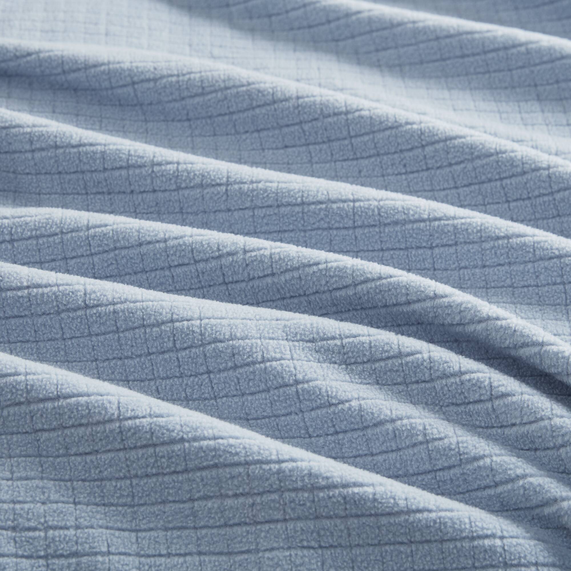 Soft and cozy Blanket Full Size